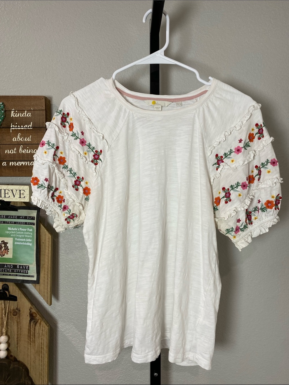 Boden White Cotton Tee with Colorful Floral Embroidered Puff Sleeves *call out